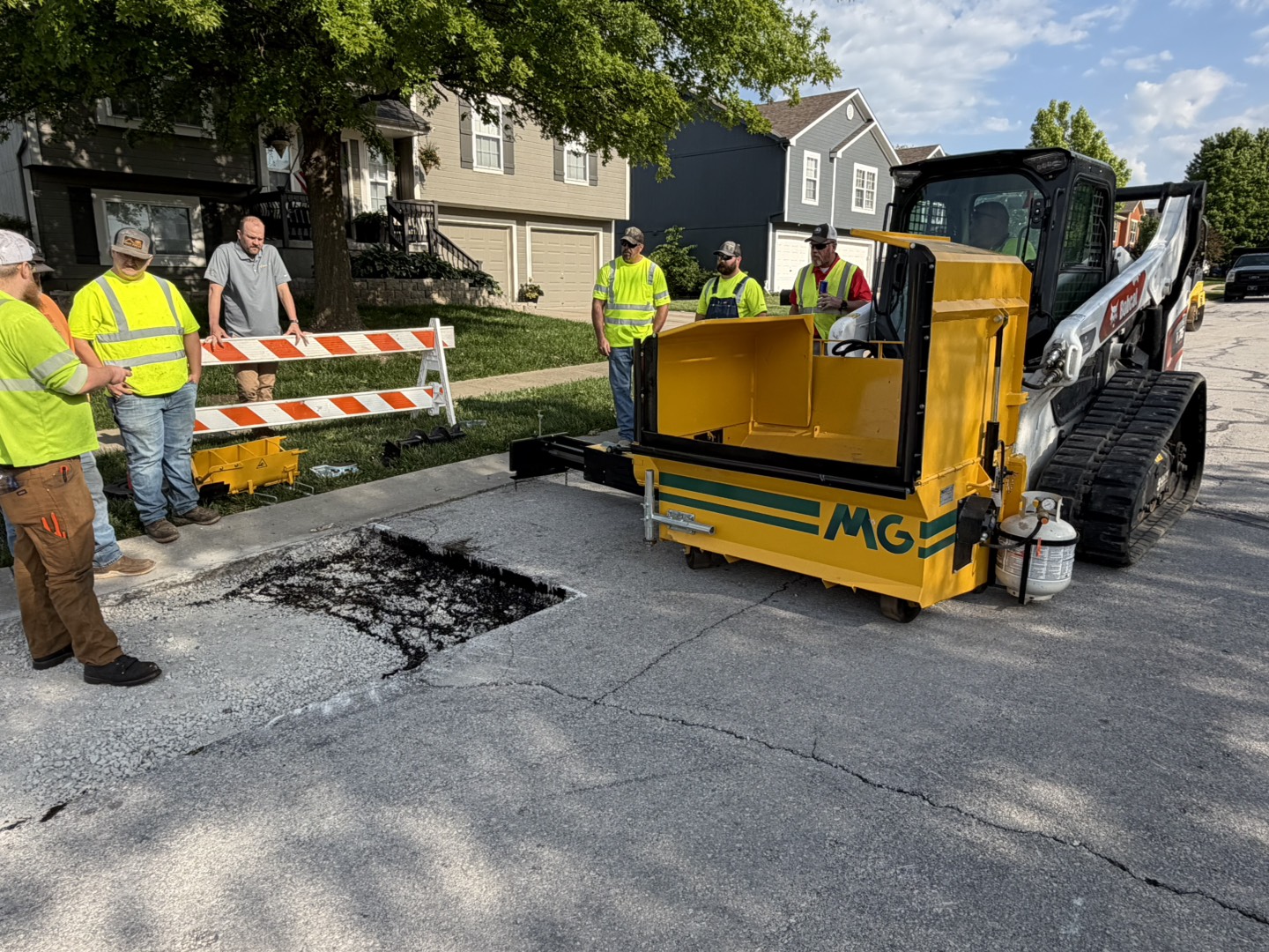 Pavijet MG7 Super mini paver during commissioning in Peculiar, Missouri
